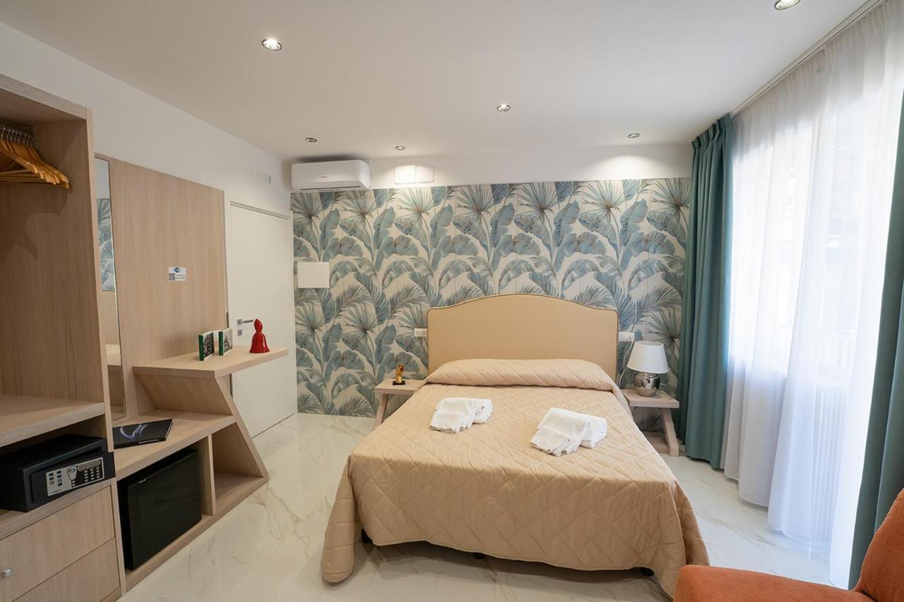 P.C. Boutique Medina H. Napoli Centro, By Clapa Group Hotel ภายนอก รูปภาพ
